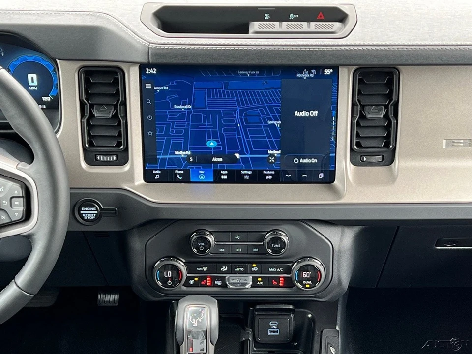 2026 Ford Bronco 6th Gen - Image 23 of 24
