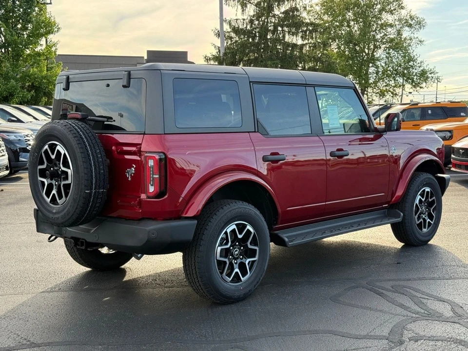 2026 Ford Bronco 6th Gen - Image 7 of 24