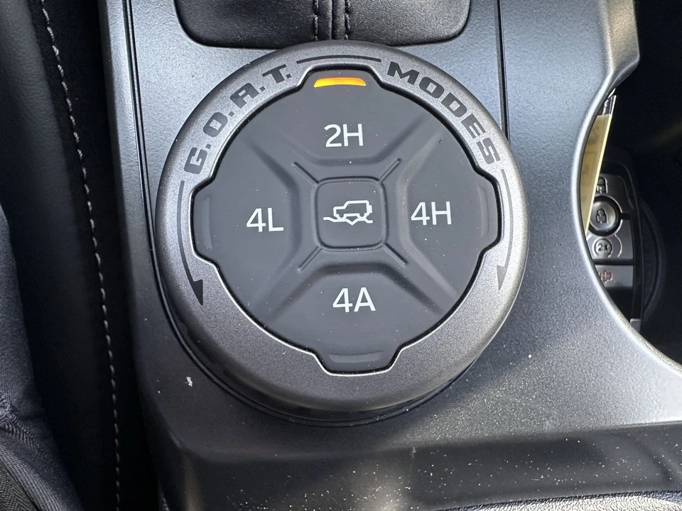 2026 Ford Bronco 6th Gen - Image 30 of 31
