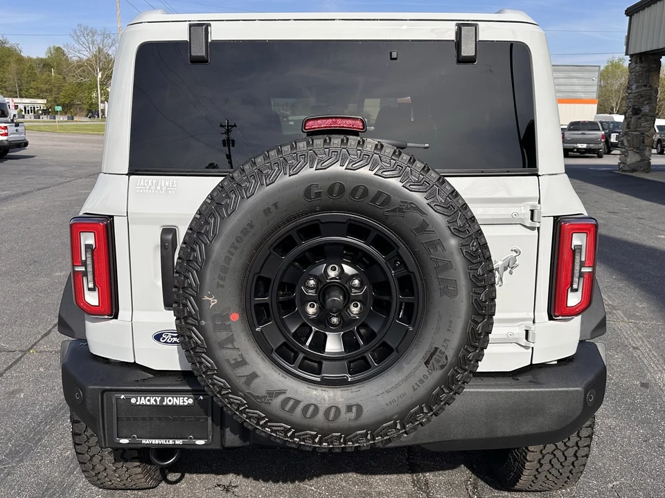 2026 Ford Bronco 6th Gen - Image 7 of 31