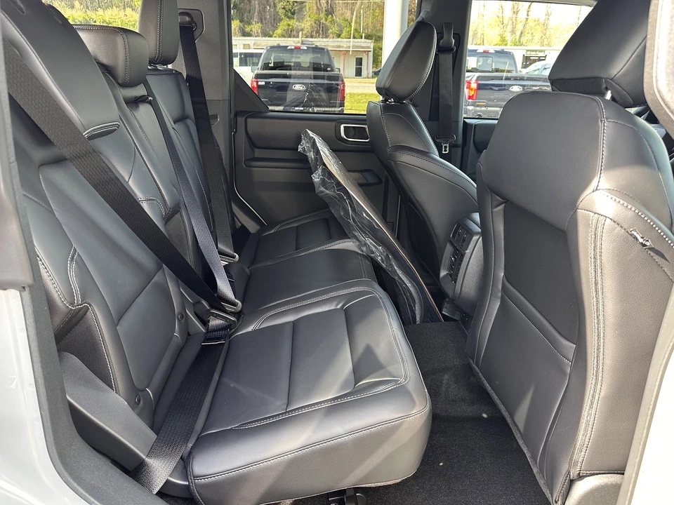 2026 Ford Bronco 6th Gen - Image 16 of 31