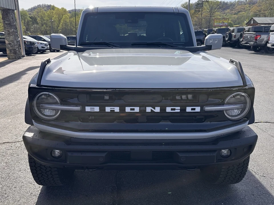 2026 Ford Bronco 6th Gen - Image 3 of 31