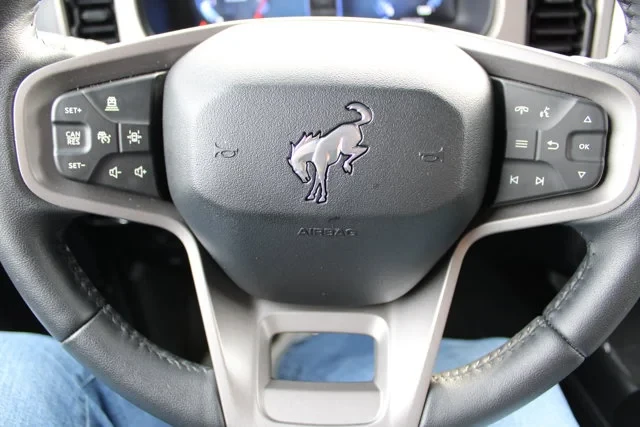 2026 Ford Bronco 6th Gen - Image 14 of 19