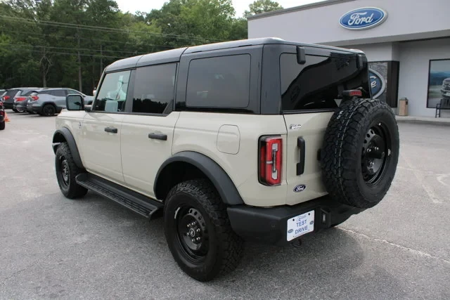 2026 Ford Bronco 6th Gen - Image 8 of 19