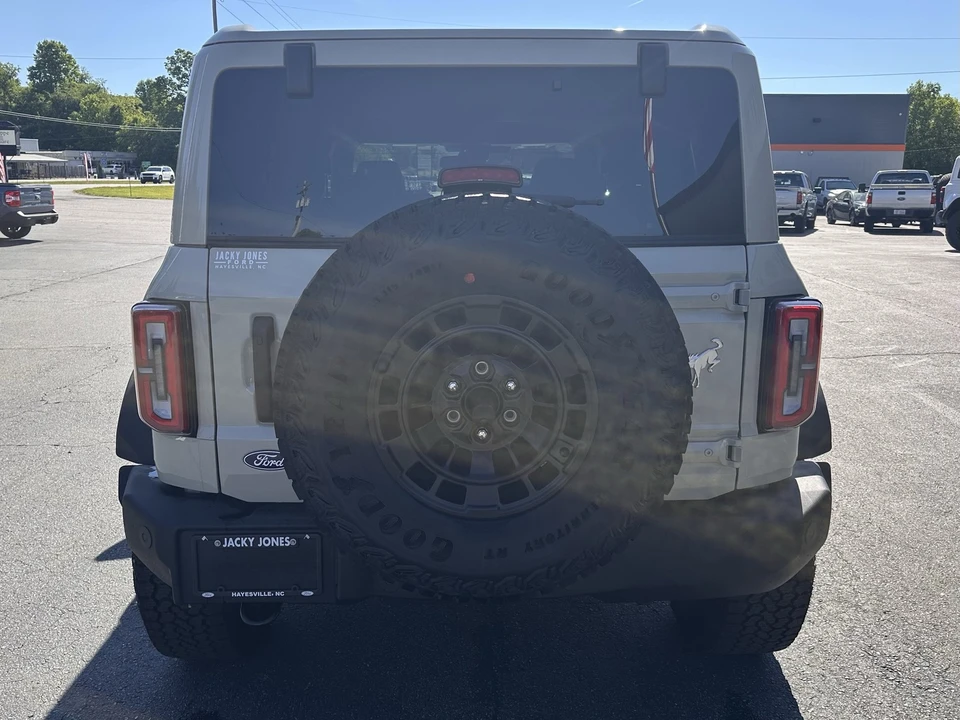 2026 Ford Bronco 6th Gen - Image 7 of 31