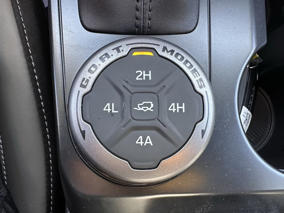 2026 Ford Bronco 6th Gen - Image 29 of 31