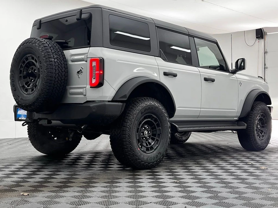2026 Ford Bronco 6th Gen - Image 7 of 12