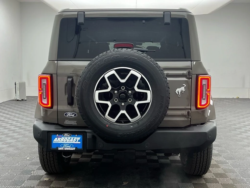 2026 Ford Bronco 6th Gen - Image 9 of 12