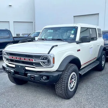 2026 Ford Bronco Outer Banks 2.7L V6 Sasquatch 60th Anniversary