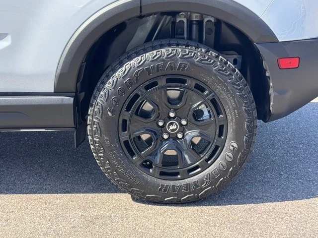 2026 Ford Bronco 6th Gen - Image 14 of 30