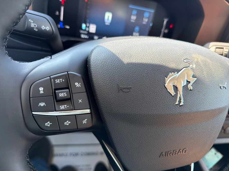2026 Ford Bronco 6th Gen - Image 24 of 31