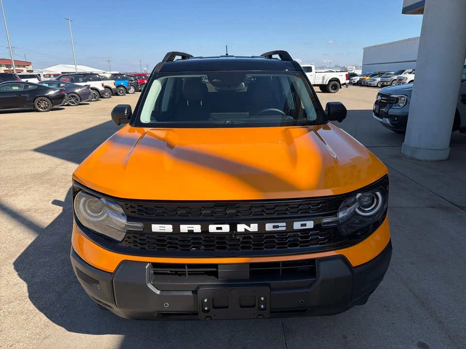 2026 Ford Bronco 6th Gen - Image 5 of 31