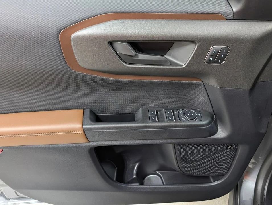 2026 Ford Bronco 6th Gen - Image 11 of 29