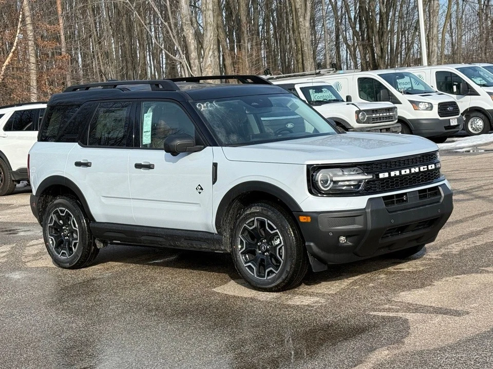 2026 Ford Bronco 6th Gen - Image 9 of 12