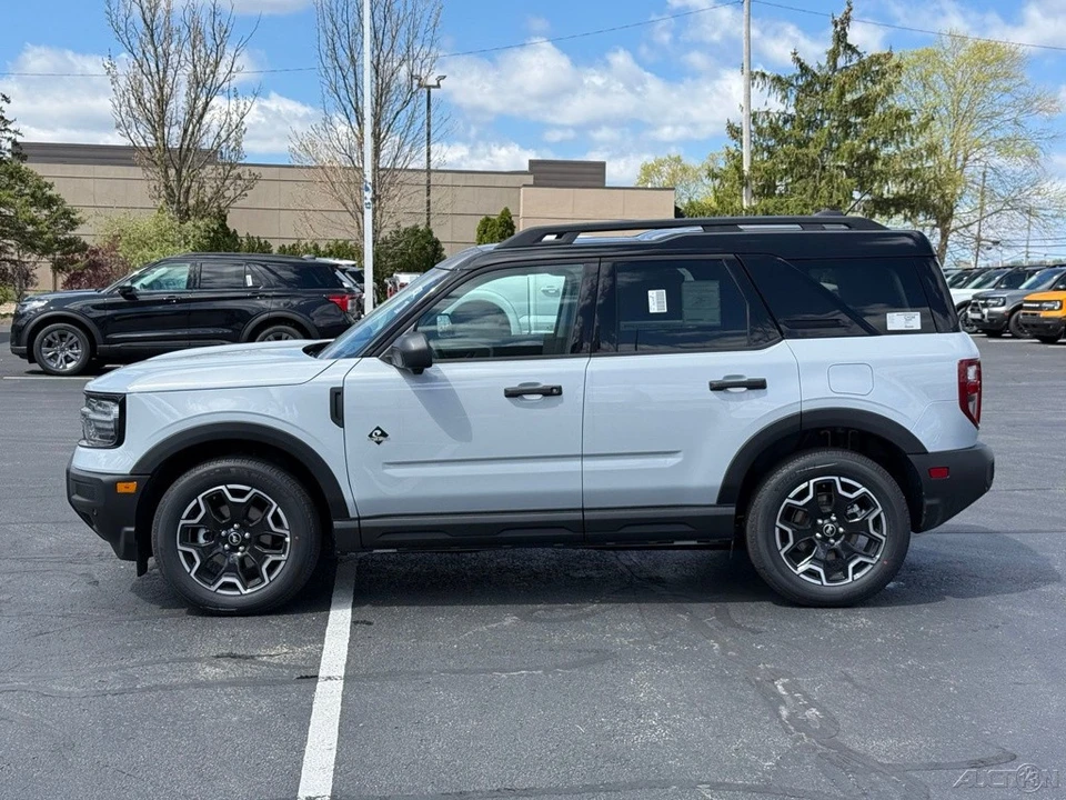 2026 Ford Bronco 6th Gen - Image 2 of 24