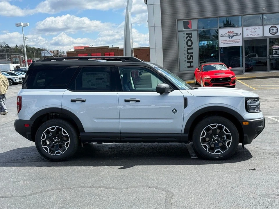 2026 Ford Bronco 6th Gen - Image 7 of 24