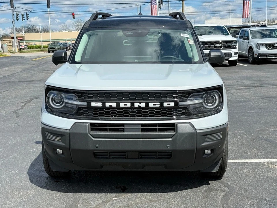 2026 Ford Bronco 6th Gen - Image 10 of 24
