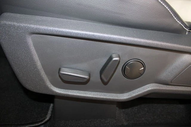 2026 Ford Bronco 6th Gen - Image 17 of 19