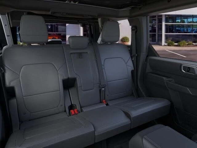 2026 Ford Bronco 6th Gen - Image 11 of 20