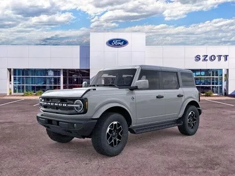 2026 Ford Bronco Outer Banks 4-Door 4WD