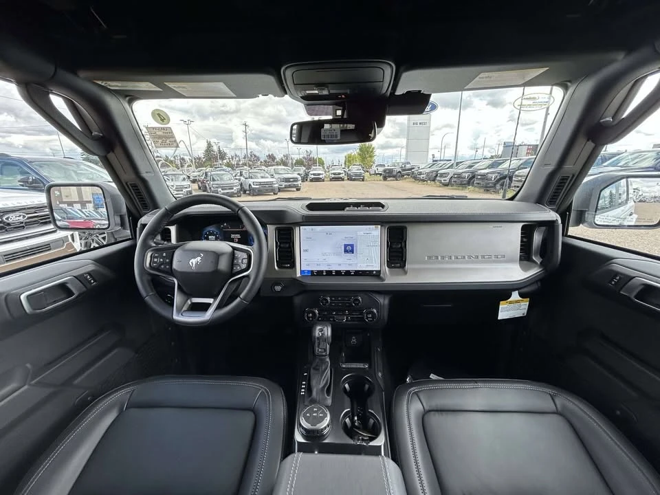 2026 Ford Bronco 6th Gen - Image 15 of 20