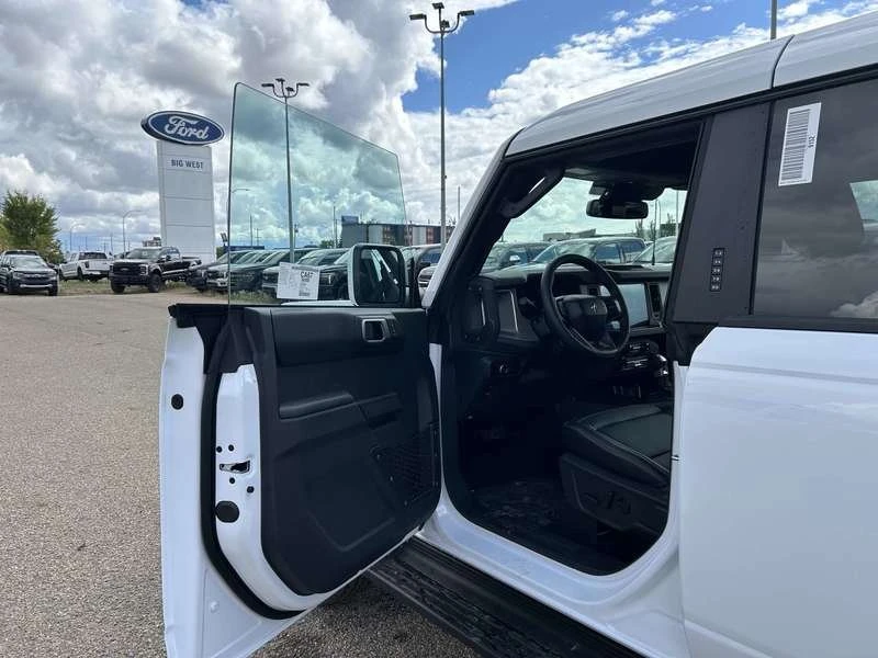 2026 Ford Bronco 6th Gen - Image 9 of 20