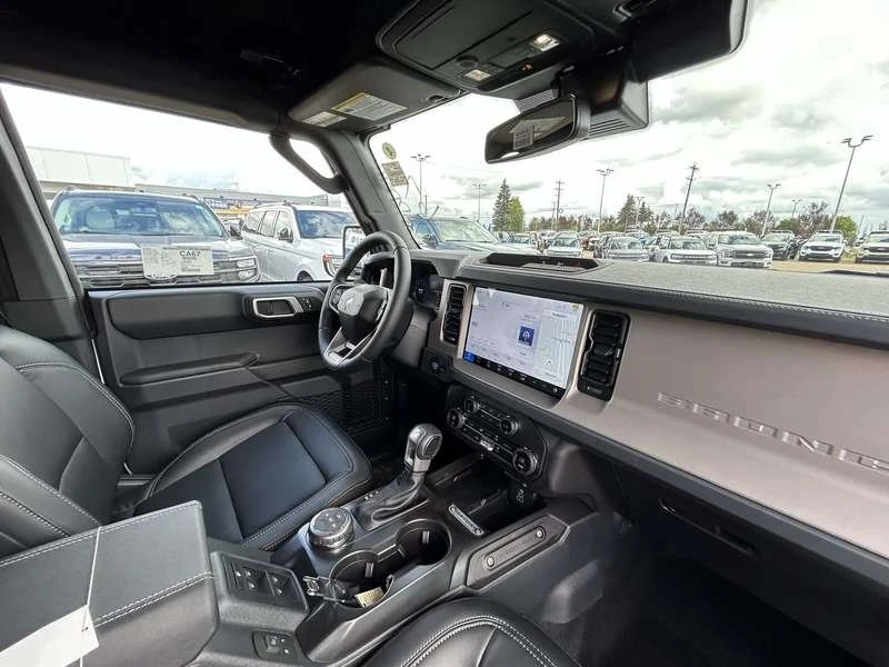 2026 Ford Bronco 6th Gen - Image 16 of 20