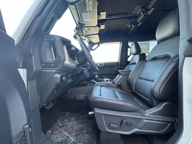 2026 Ford Bronco 6th Gen - Image 13 of 20