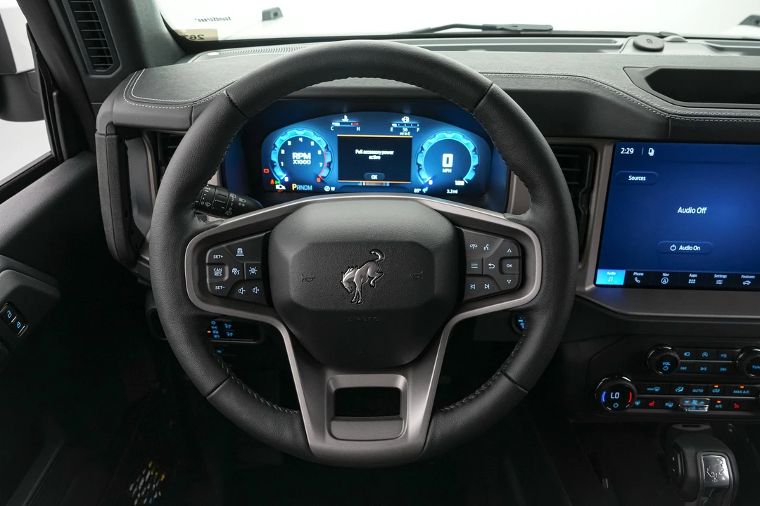2026 Ford Bronco 6th Gen - Image 15 of 31