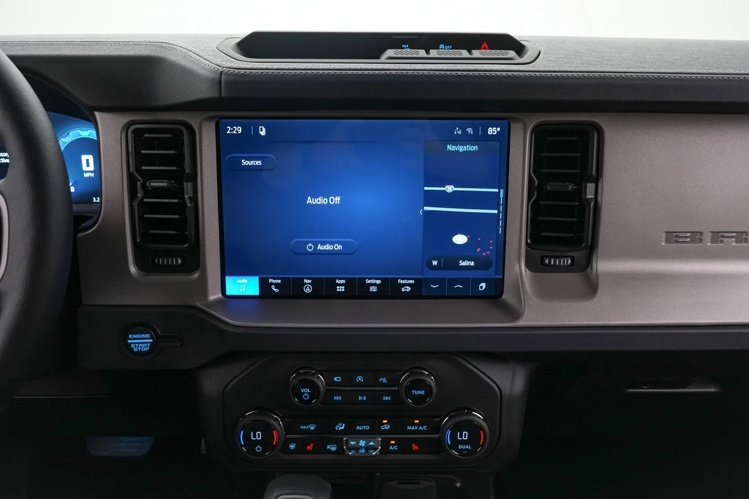 2026 Ford Bronco 6th Gen - Image 17 of 31