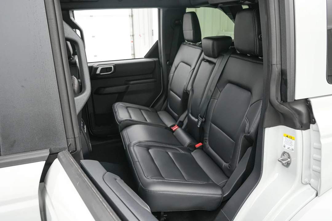2026 Ford Bronco 6th Gen - Image 23 of 31