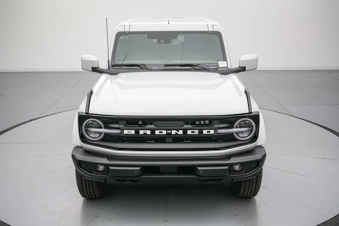 2026 Ford Bronco 6th Gen - Image 10 of 31