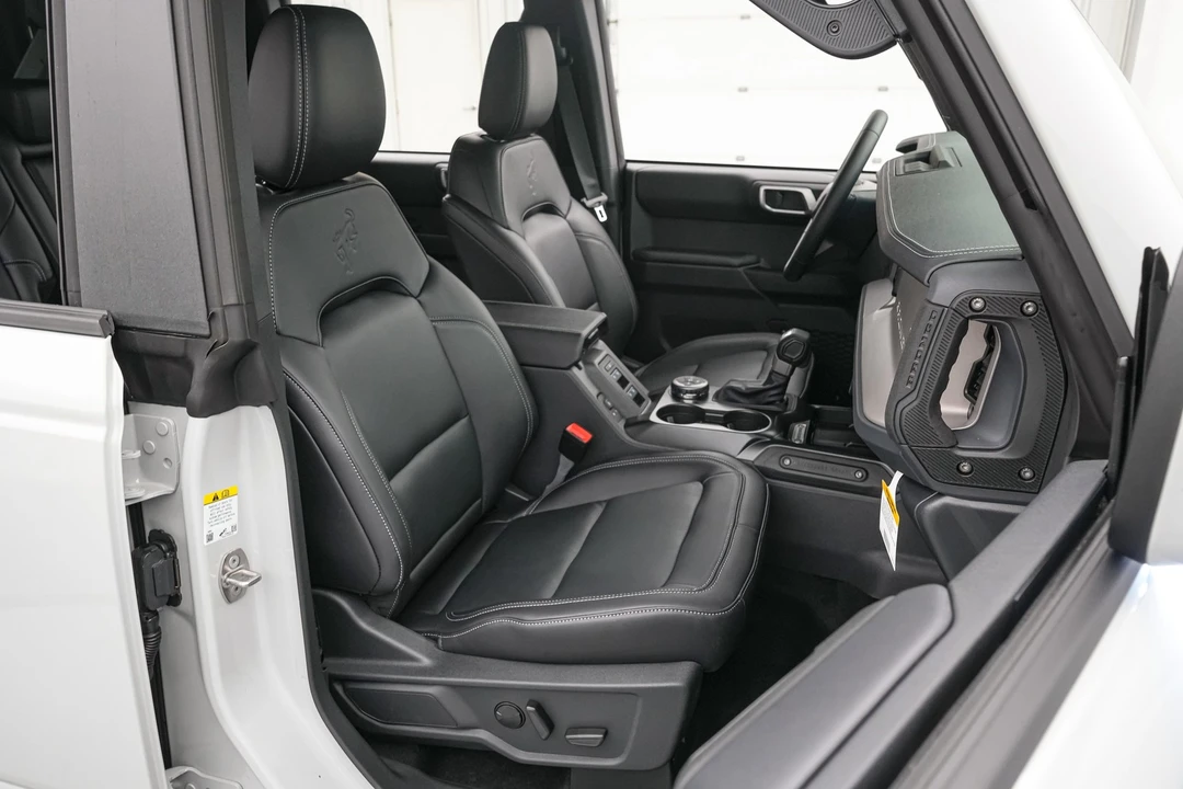 2026 Ford Bronco 6th Gen - Image 26 of 31