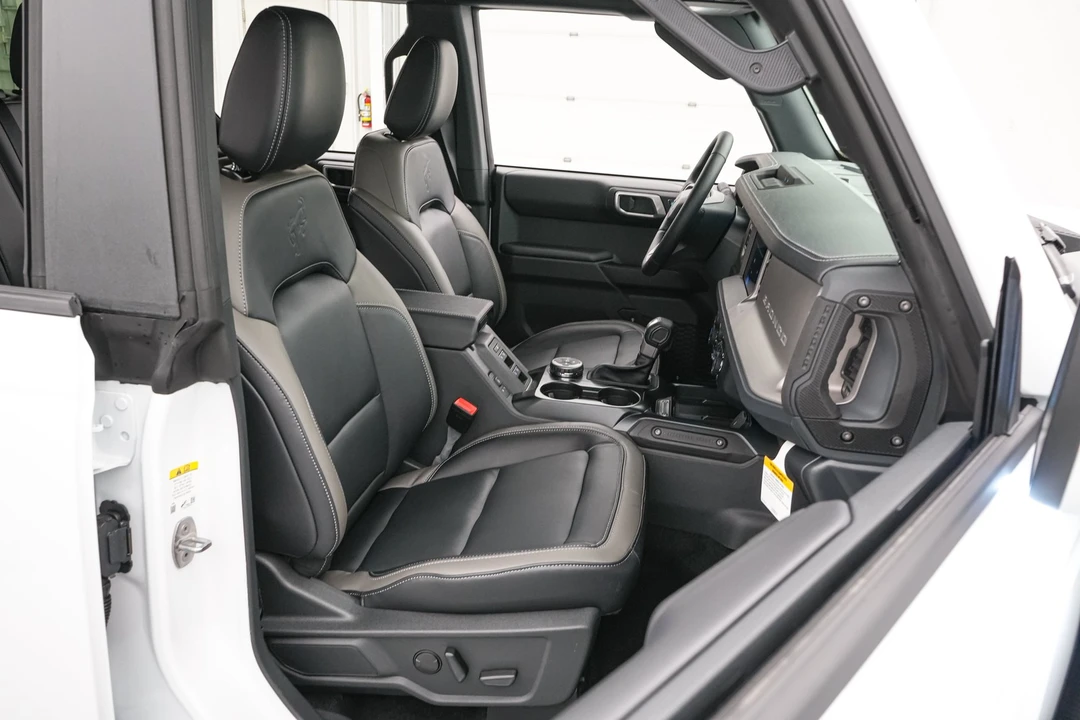 2026 Ford Bronco 6th Gen - Image 26 of 31