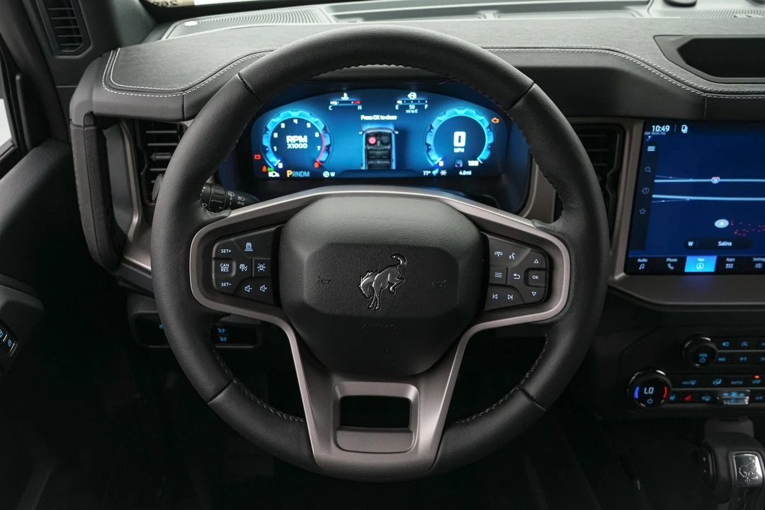 2026 Ford Bronco 6th Gen - Image 15 of 31