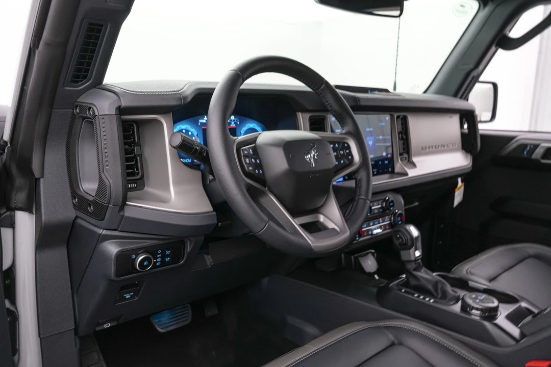 2026 Ford Bronco 6th Gen - Image 13 of 24