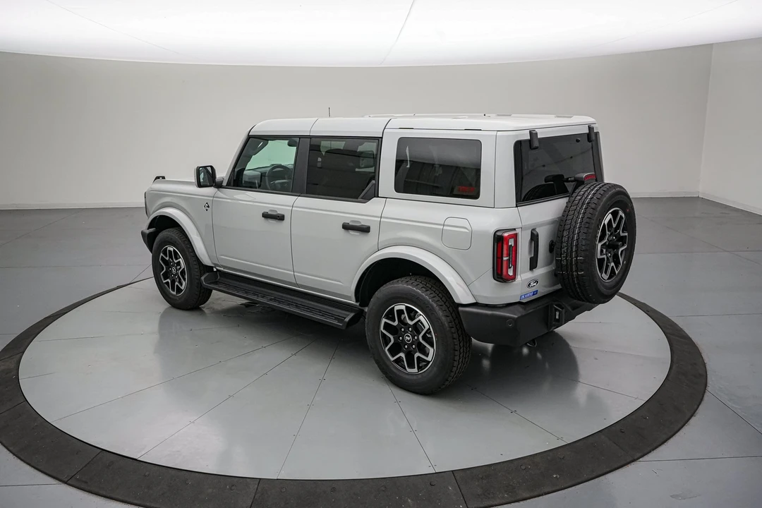 2026 Ford Bronco 6th Gen - Image 7 of 24