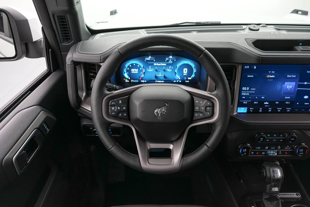 2026 Ford Bronco 6th Gen - Image 14 of 24