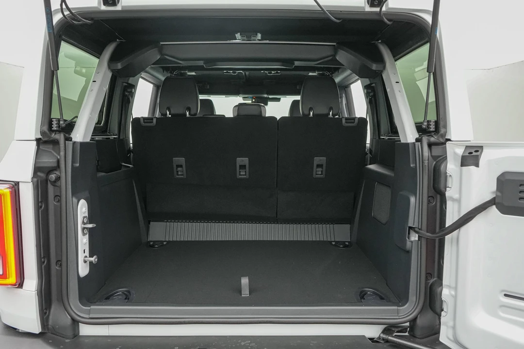 2026 Ford Bronco 6th Gen - Image 22 of 26