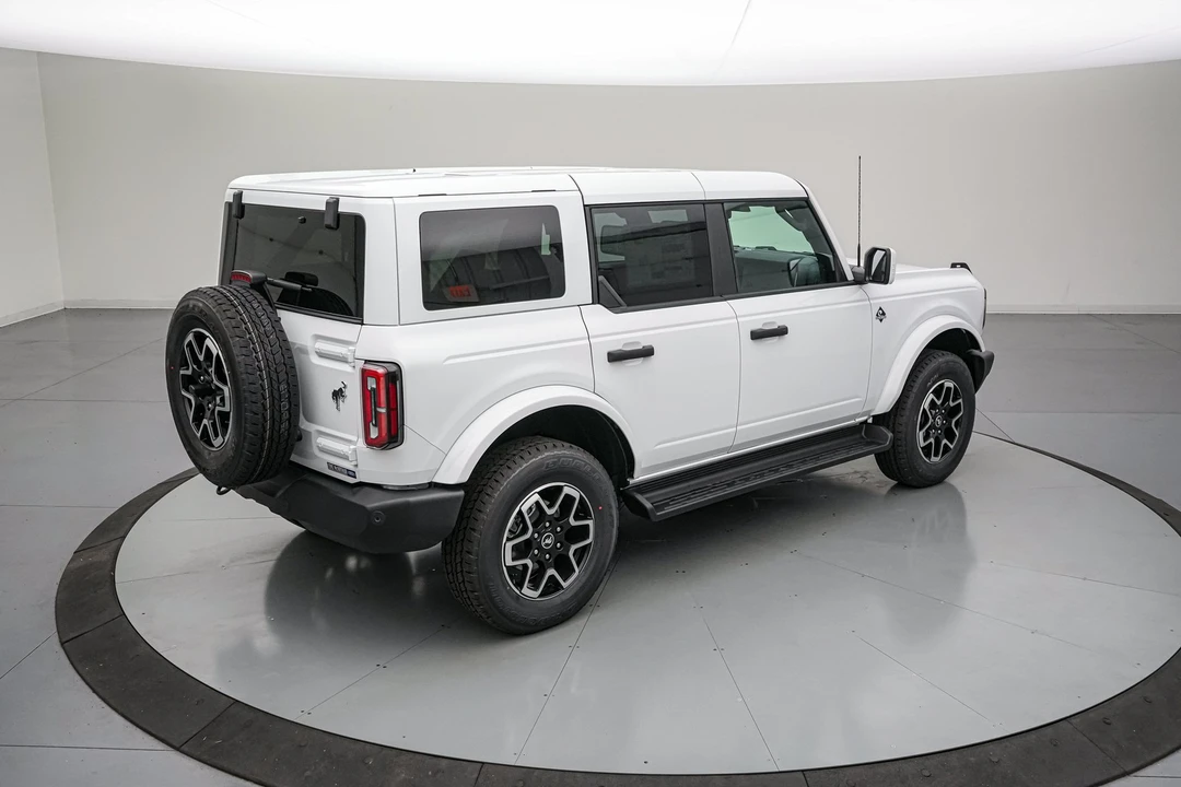 2026 Ford Bronco 6th Gen - Image 5 of 26