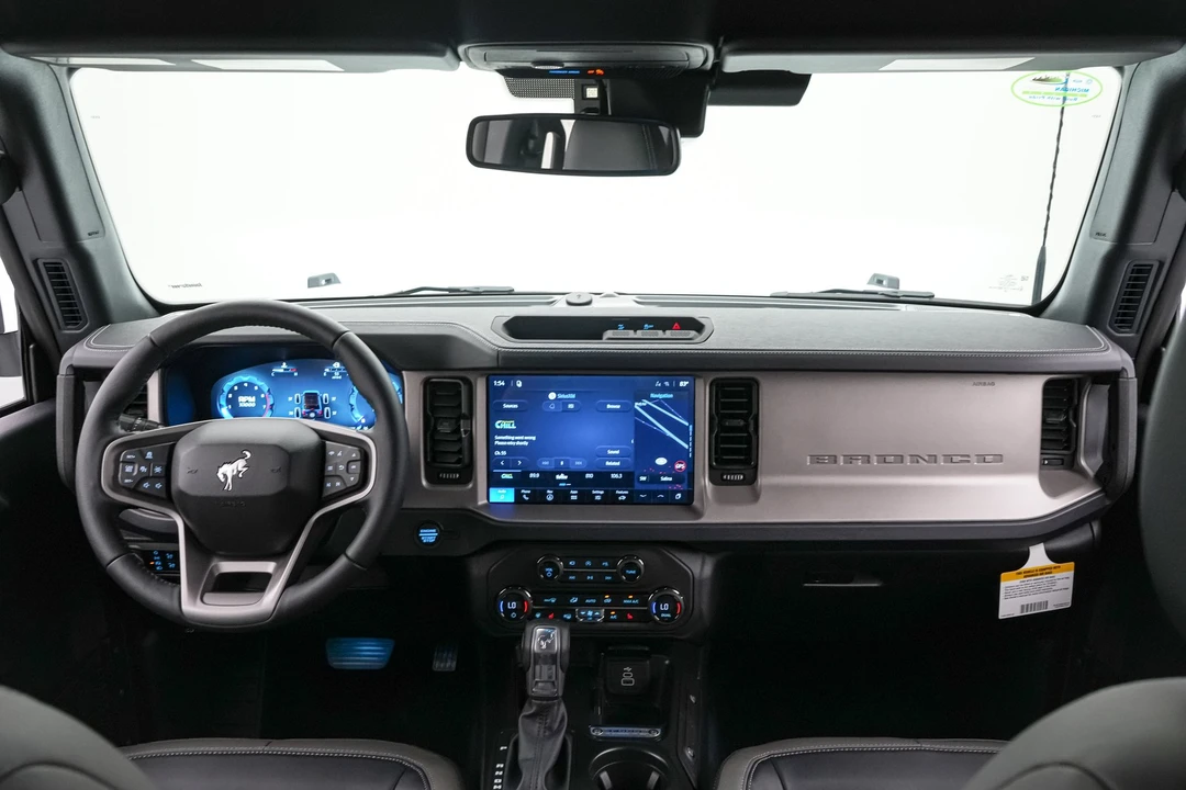 2026 Ford Bronco 6th Gen - Image 16 of 26