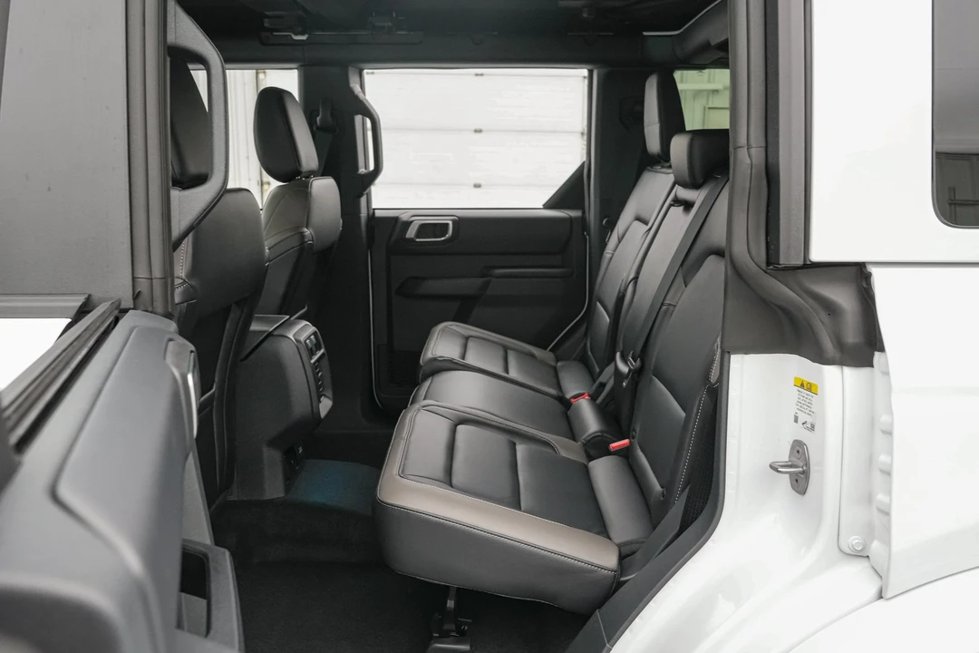 2026 Ford Bronco 6th Gen - Image 21 of 26
