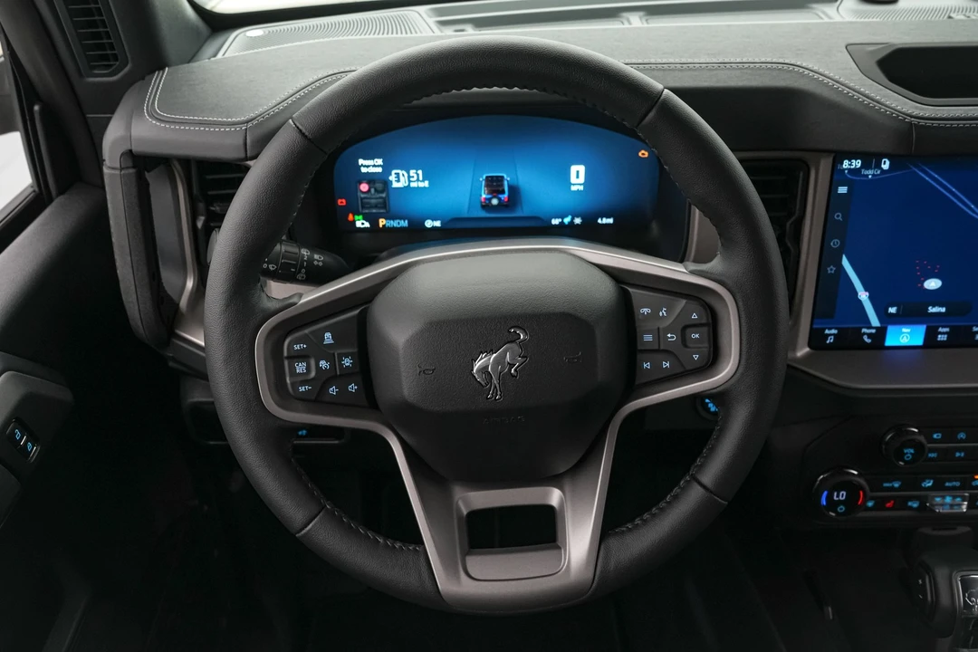 2026 Ford Bronco 6th Gen - Image 15 of 29