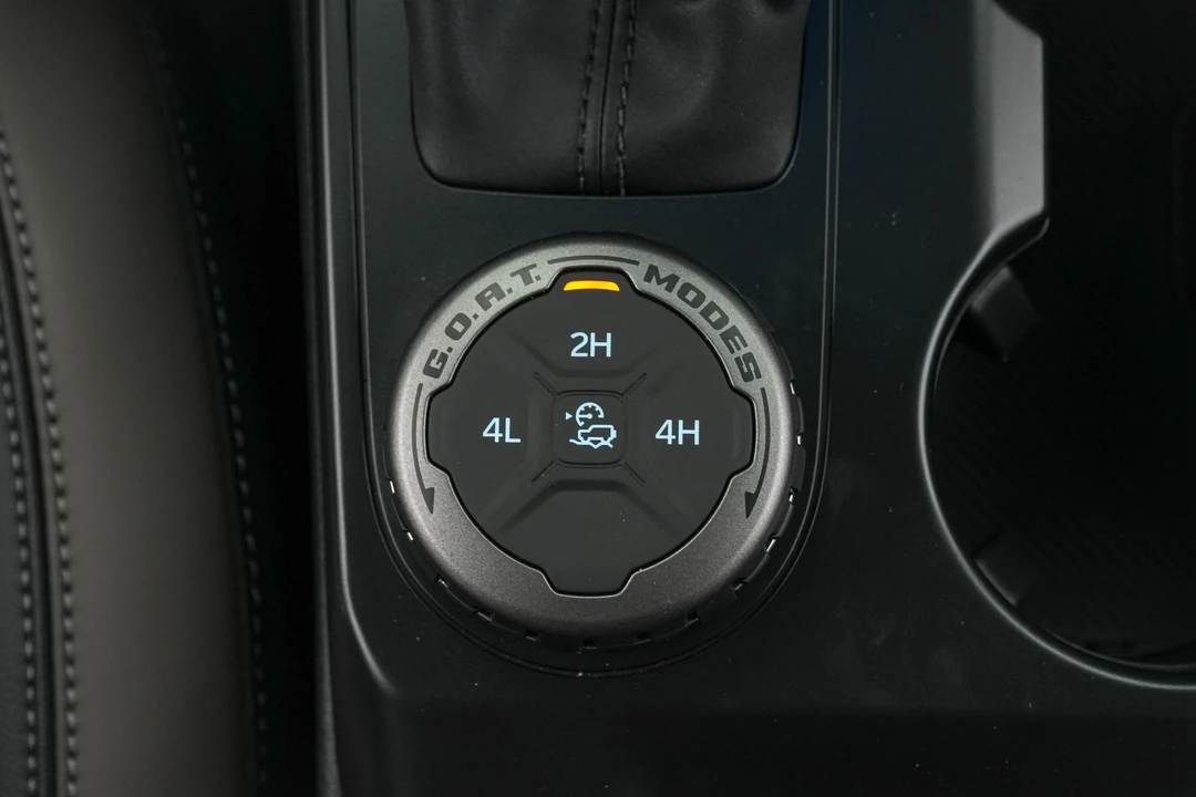 2026 Ford Bronco 6th Gen - Image 19 of 29