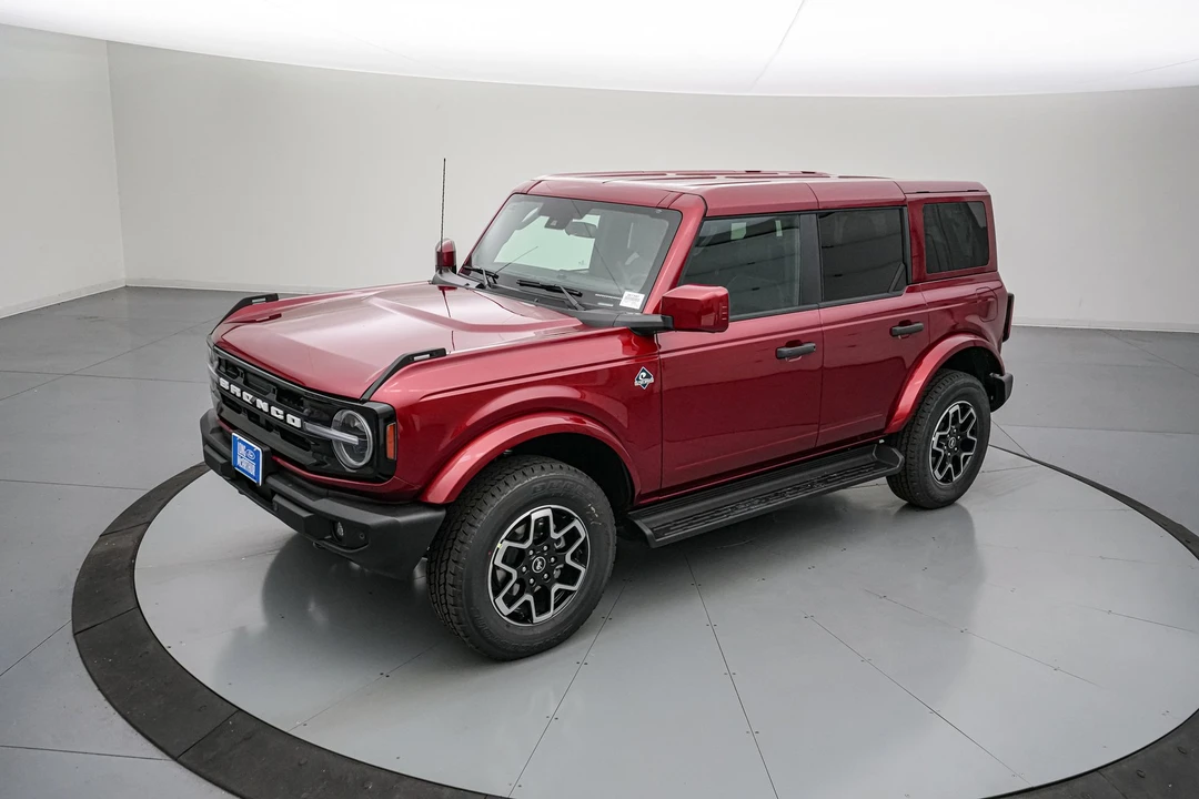 2026 Ford Bronco 6th Gen - Image 9 of 28