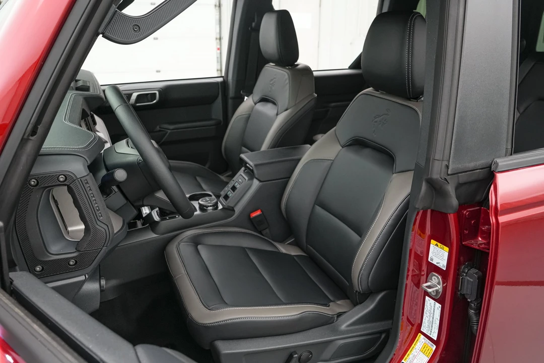 2026 Ford Bronco 6th Gen - Image 12 of 28