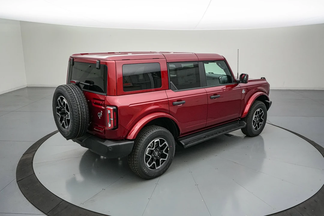 2026 Ford Bronco 6th Gen - Image 5 of 28