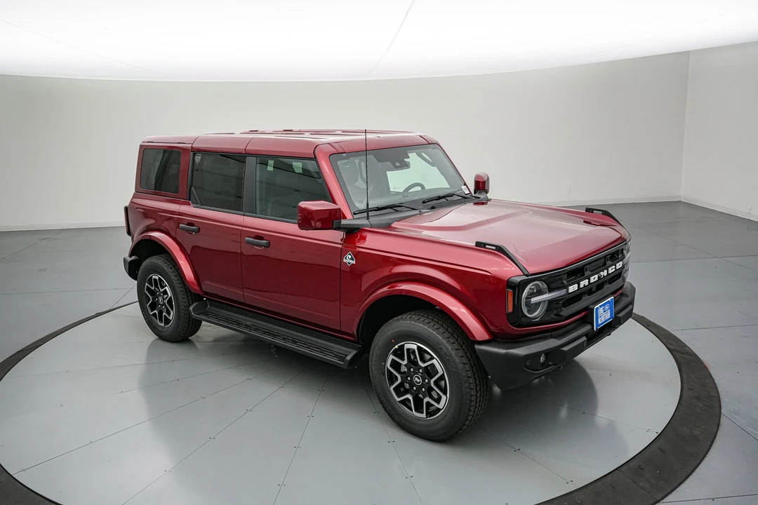 2026 Ford Bronco 6th Gen - Image 2 of 28