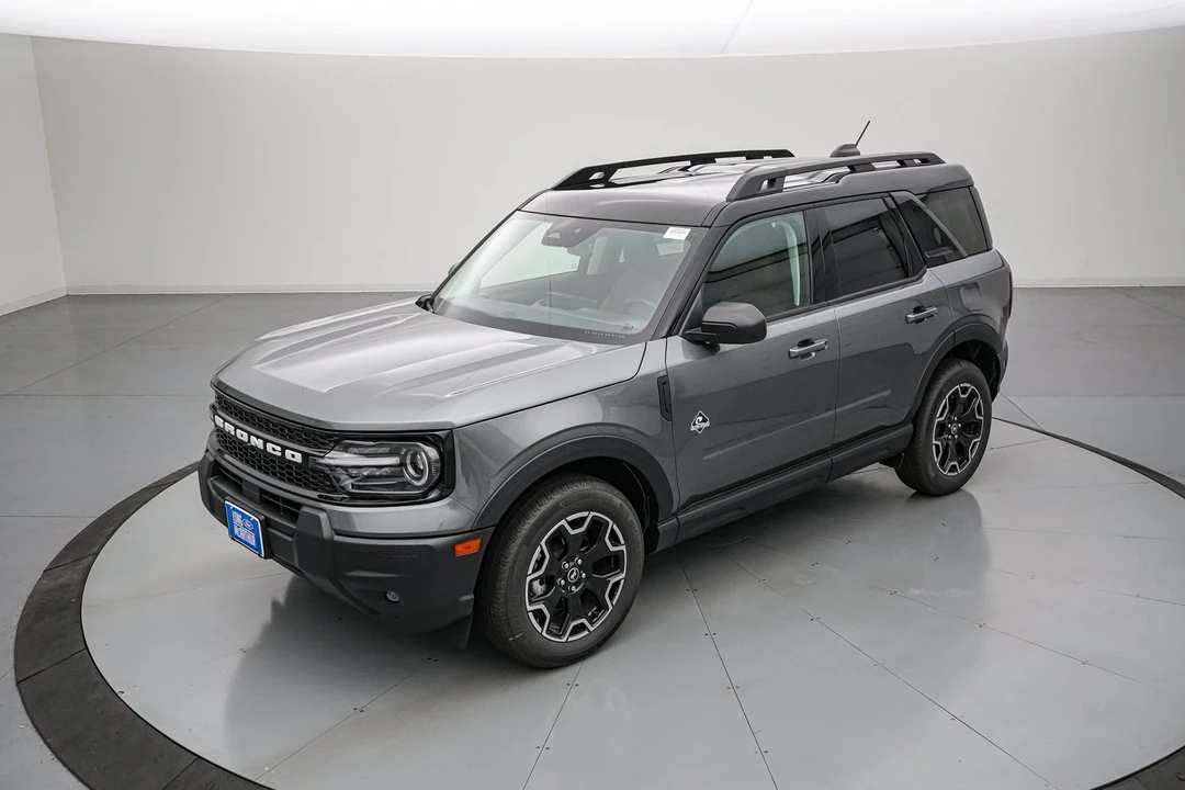 2026 Ford Bronco 6th Gen - Image 9 of 28