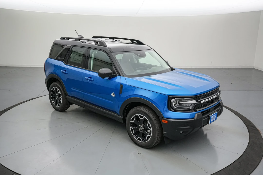 2026 Ford Bronco 6th Gen - Image 2 of 31
